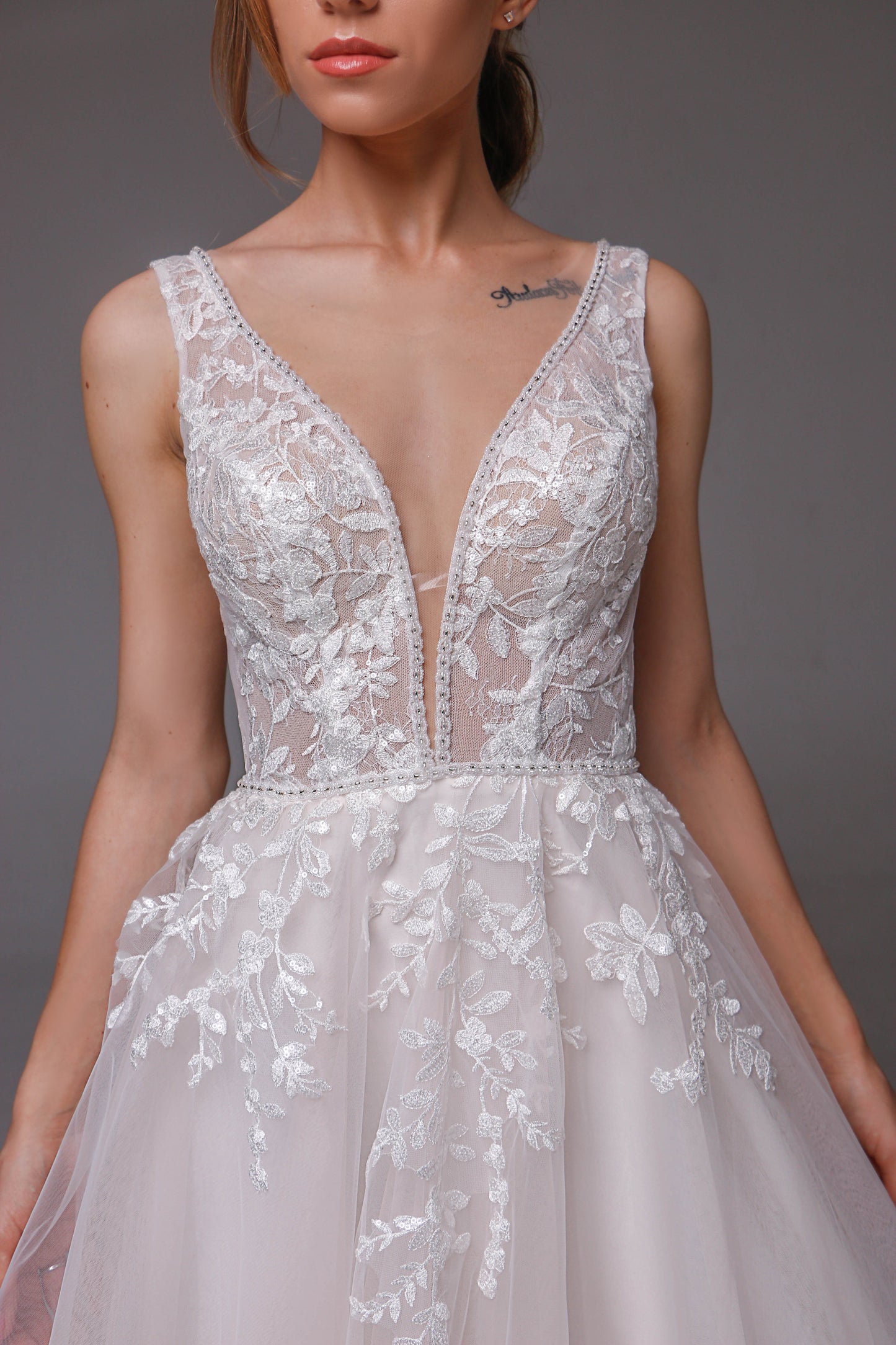 V0115, Romantic Wedding Dress,  Open Back Wedding Dress