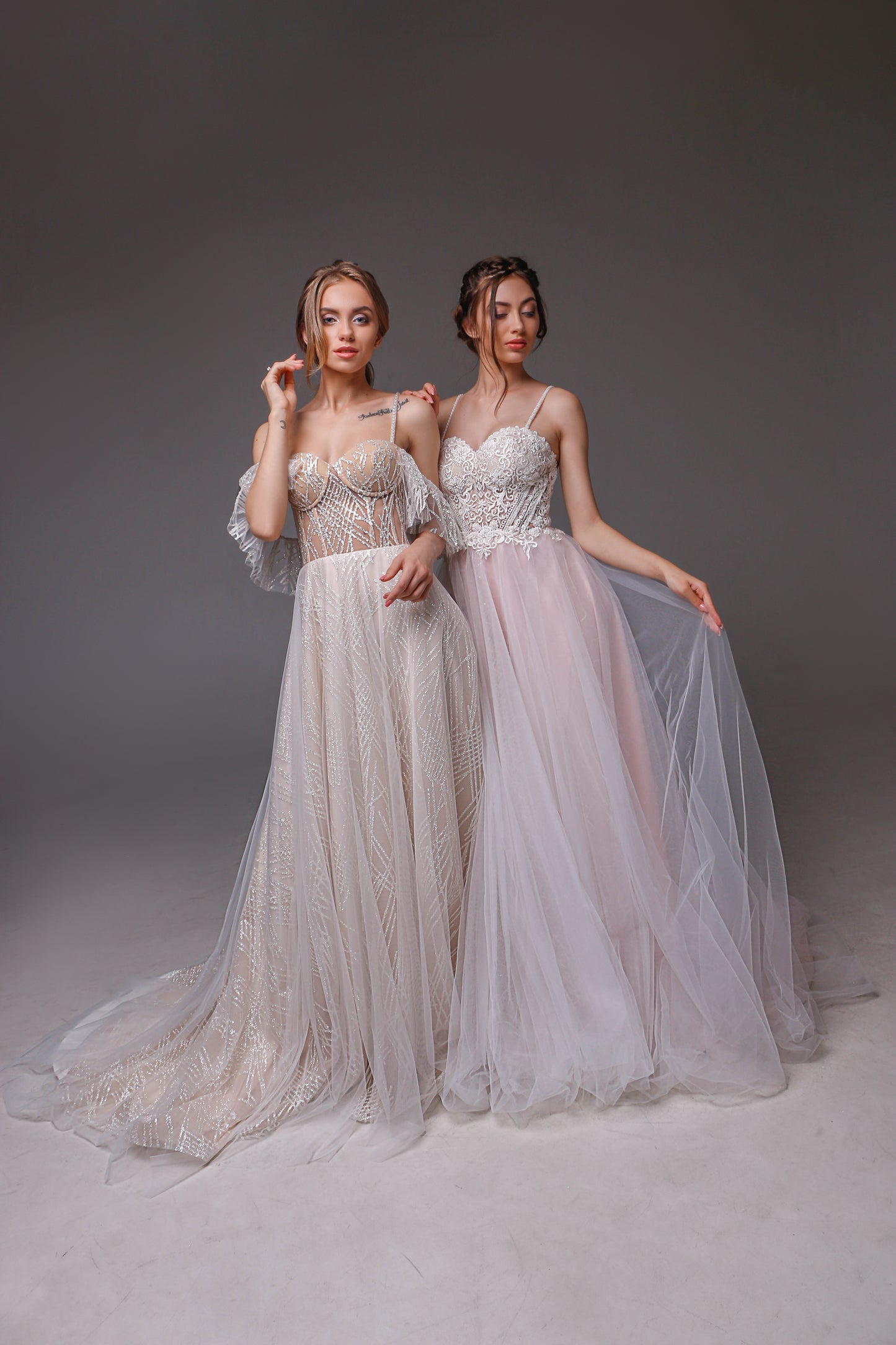 V0116,Boho Wedding Dress,Tulle Wedding Dress