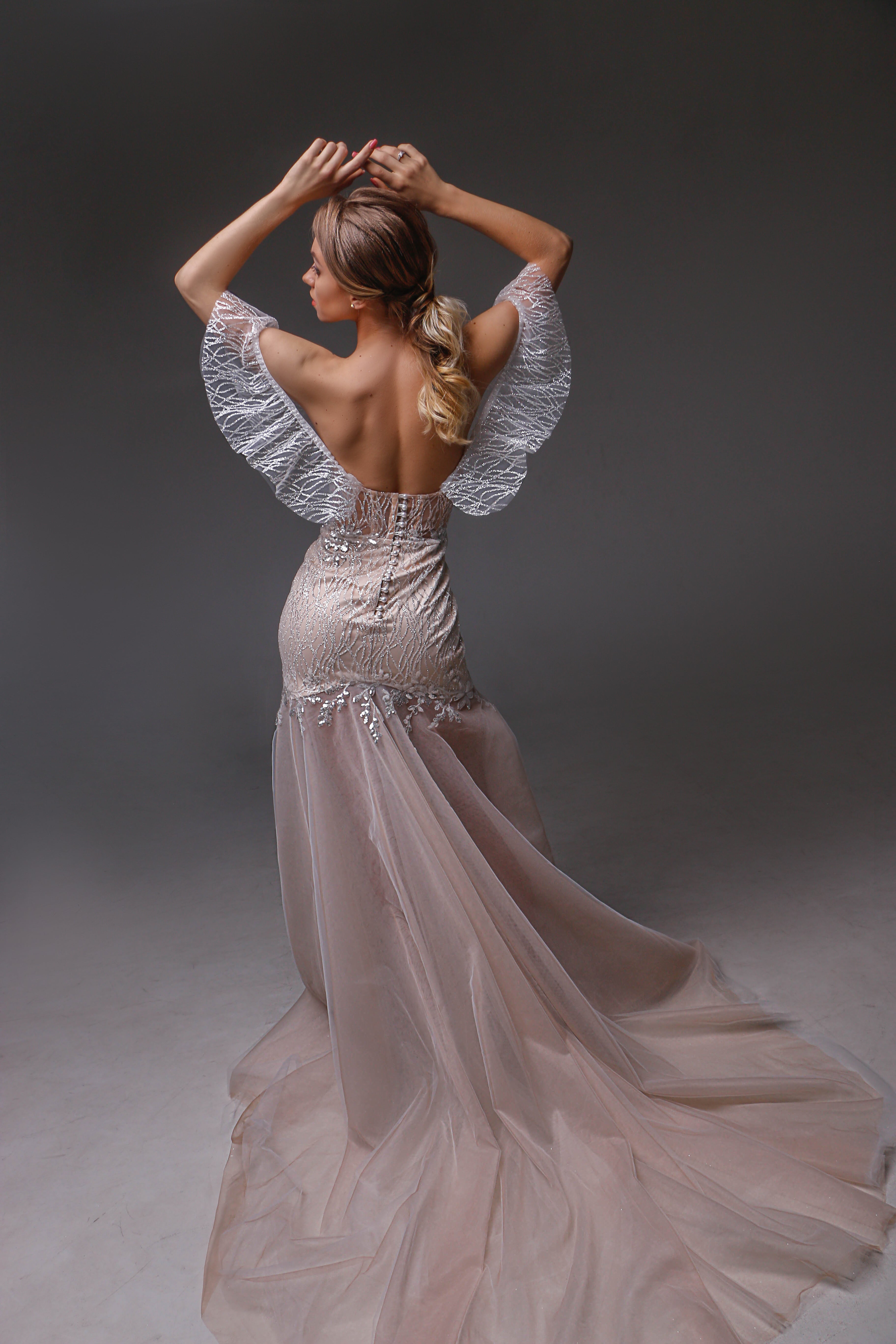 V0123, Bohemian Wedding Dress, Open Back Wedding Dressress