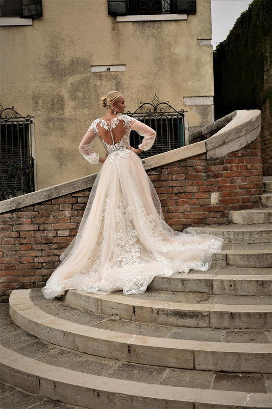 Wedding Dresses "Ludmila"
